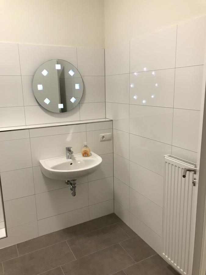 Hotel Fame Am Hauptbahnhof Хамбург Екстериор снимка
