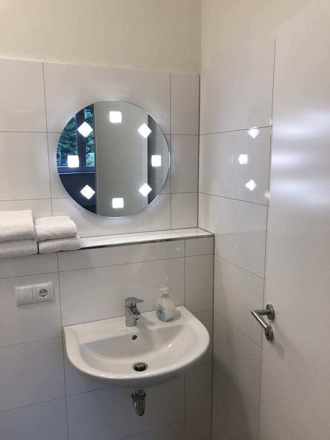 Hotel Fame Am Hauptbahnhof Хамбург Екстериор снимка
