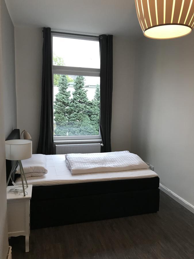 Hotel Fame Am Hauptbahnhof Хамбург Екстериор снимка
