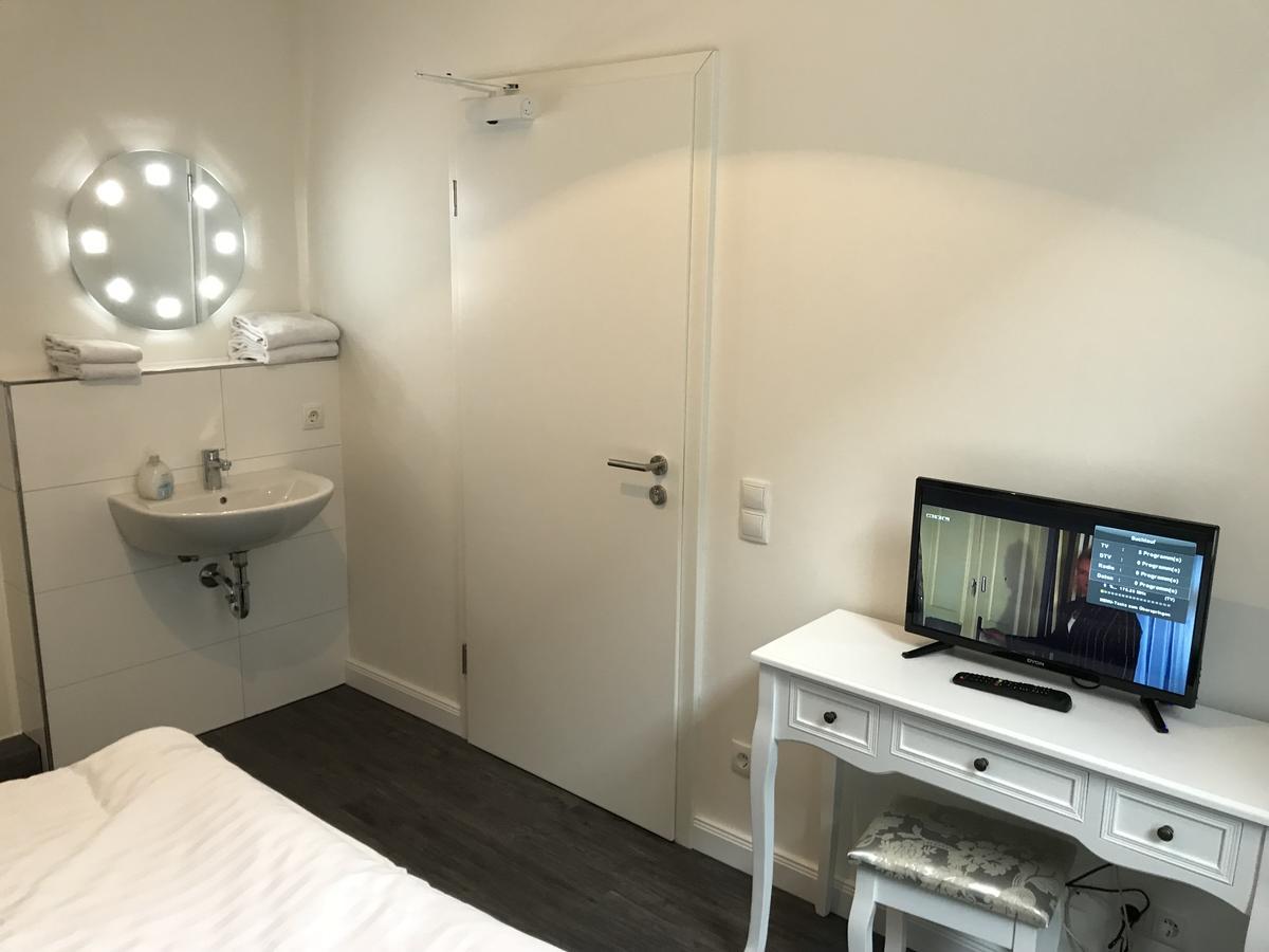 Hotel Fame Am Hauptbahnhof Хамбург Екстериор снимка